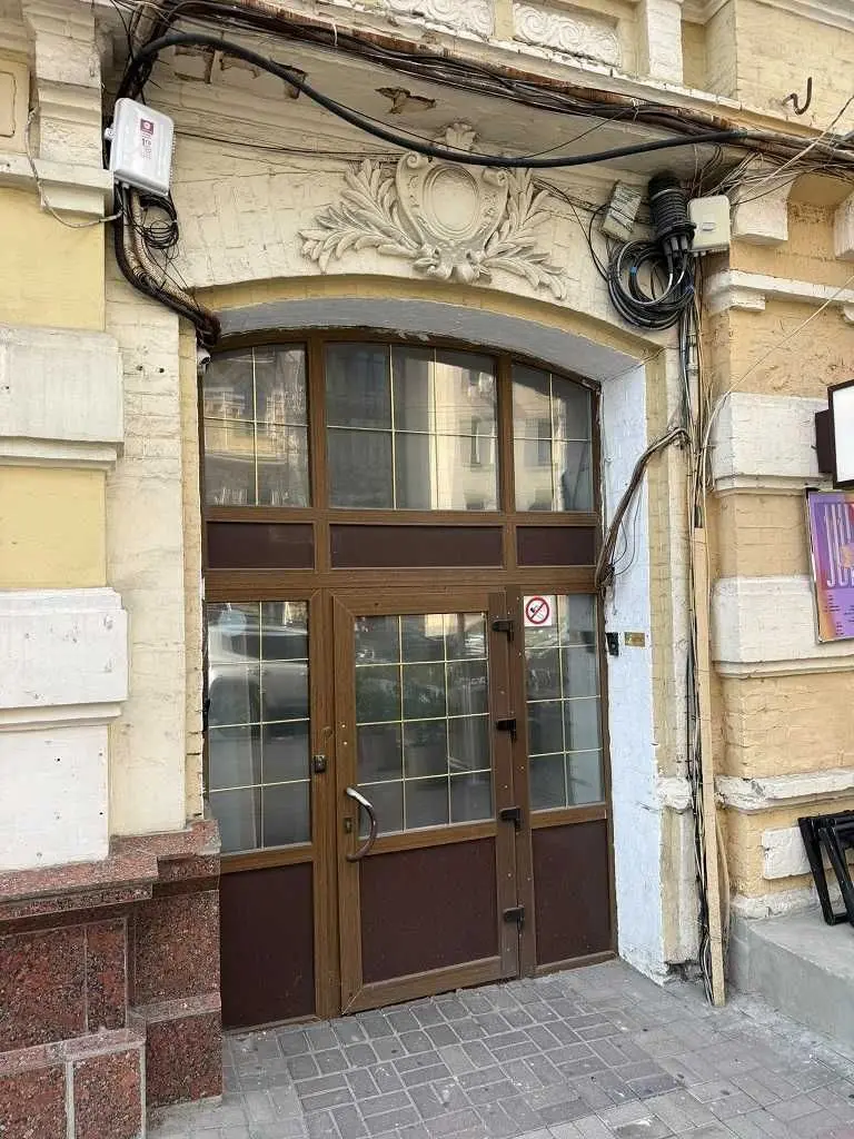 Фото Зняти 4 кімнатну квартиру, Шота Руставелі вул. 12 Київ в довгострокову оренду, ціна: 1500 USD, код 6756