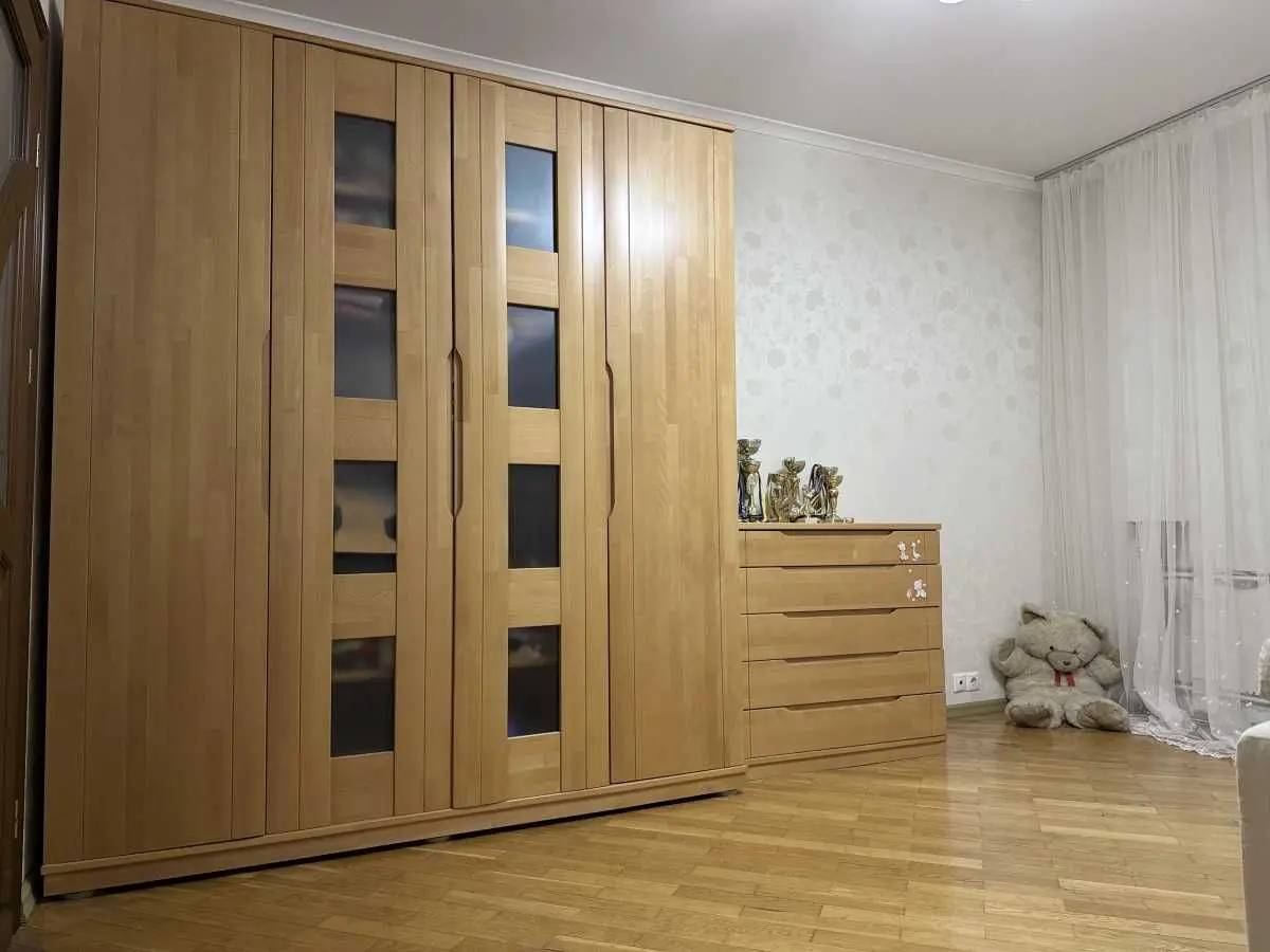 Фото Selling a 3-room apartment, 81.2 sq.m., Novatoriv Street  Kyiv, price: 140000 USD, code 6757