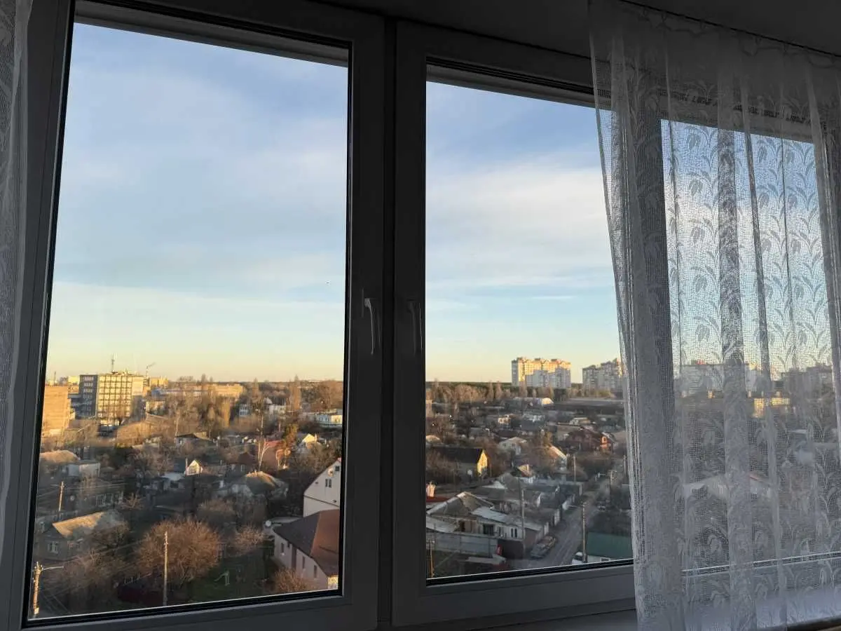 Фото Selling a 3-room apartment, 81.2 sq.m., Novatoriv Street  Kyiv, price: 140000 USD, code 6757