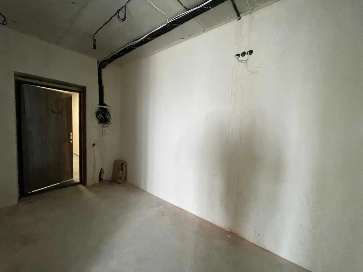 Фото Selling a 3-room apartment, 65 sq.m., Metrolohichna Street  Kyiv, price: 93000 USD, code 6760