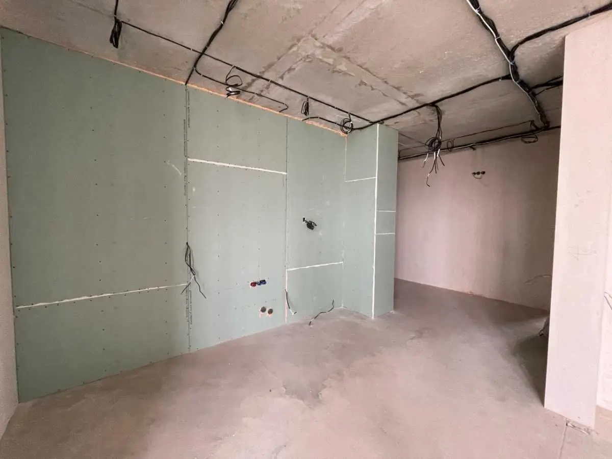 Фото Selling a 3-room apartment, 65 sq.m., Metrolohichna Street  Kyiv, price: 93000 USD, code 6760