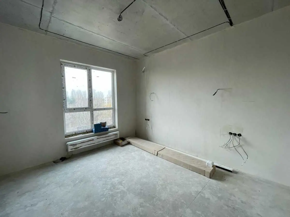 Фото Selling a 3-room apartment, 65 sq.m., Metrolohichna Street  Kyiv, price: 93000 USD, code 6760
