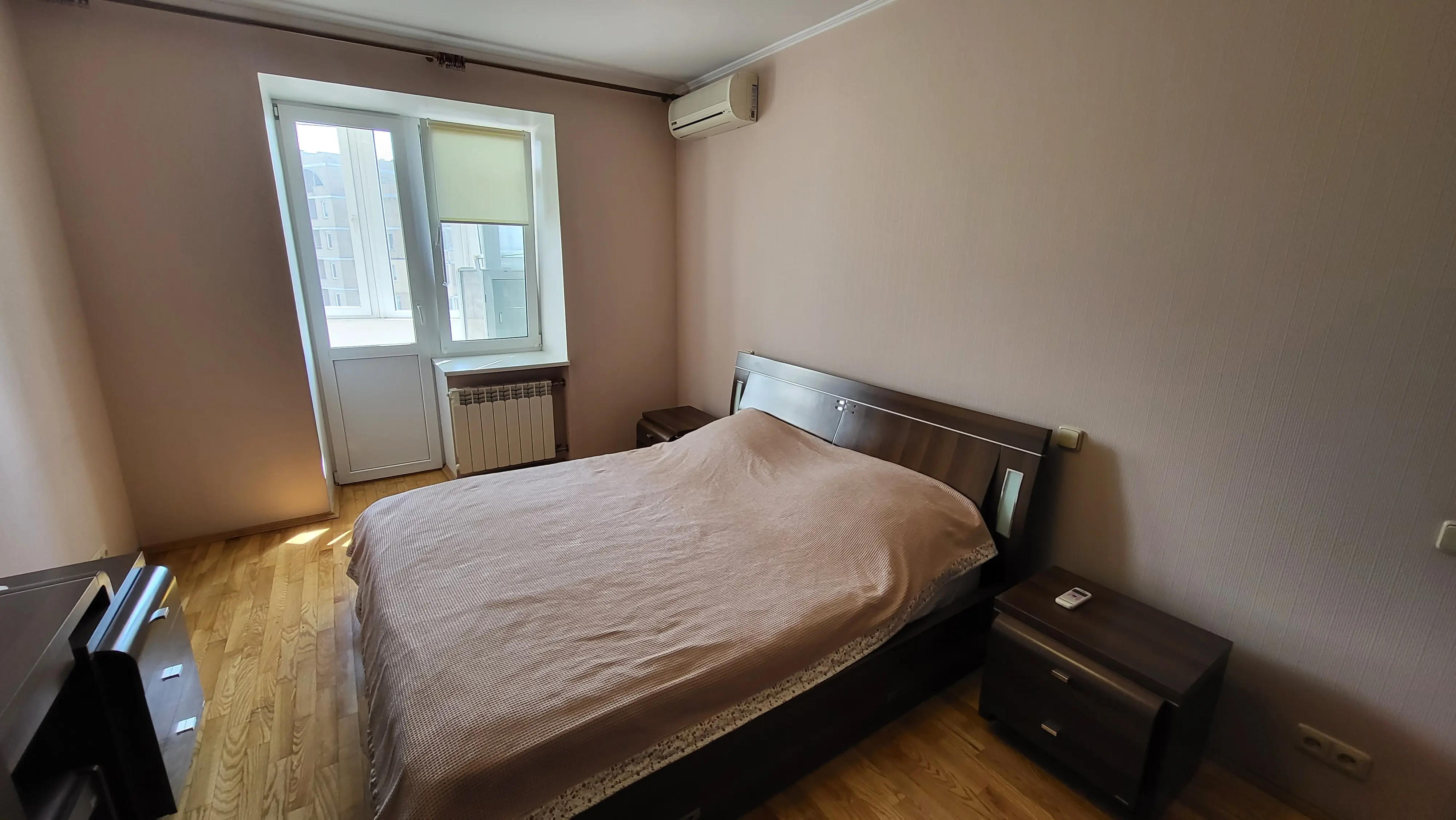 Фото Зняти 4 кімнатну квартиру, Микільсько-Слобідська вул. 6в Київ в довгострокову оренду, ціна: 35000 UAH, код 6761