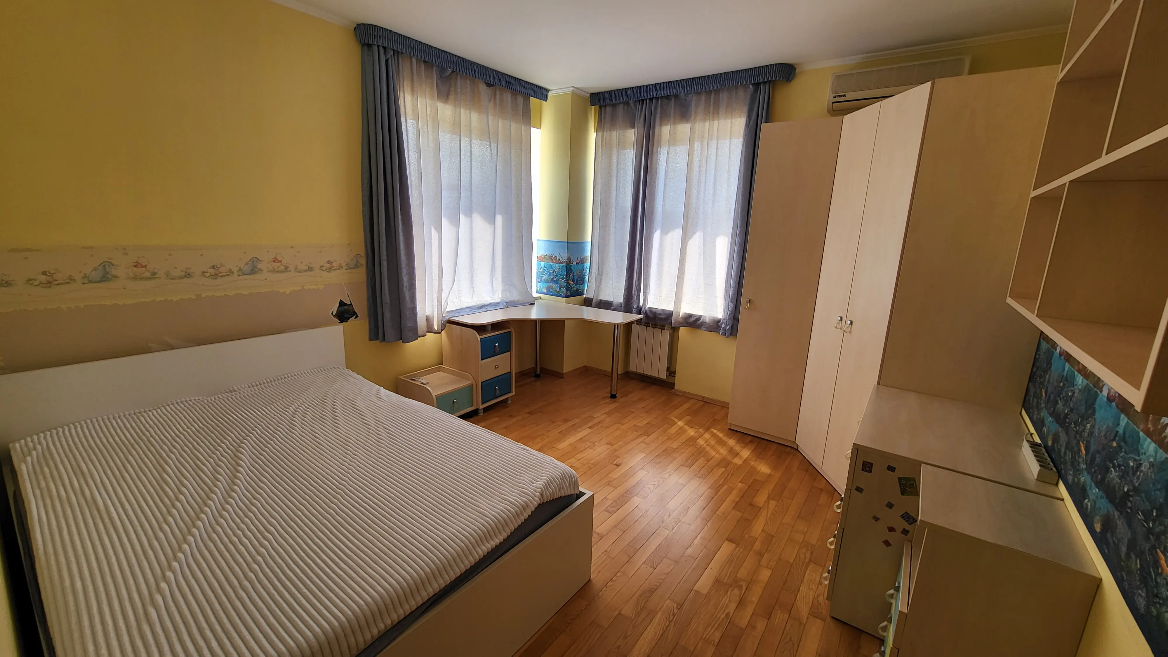 Фото Зняти 4 кімнатну квартиру, Микільсько-Слобідська вул. 6в Київ в довгострокову оренду, ціна: 35000 UAH, код 6761
