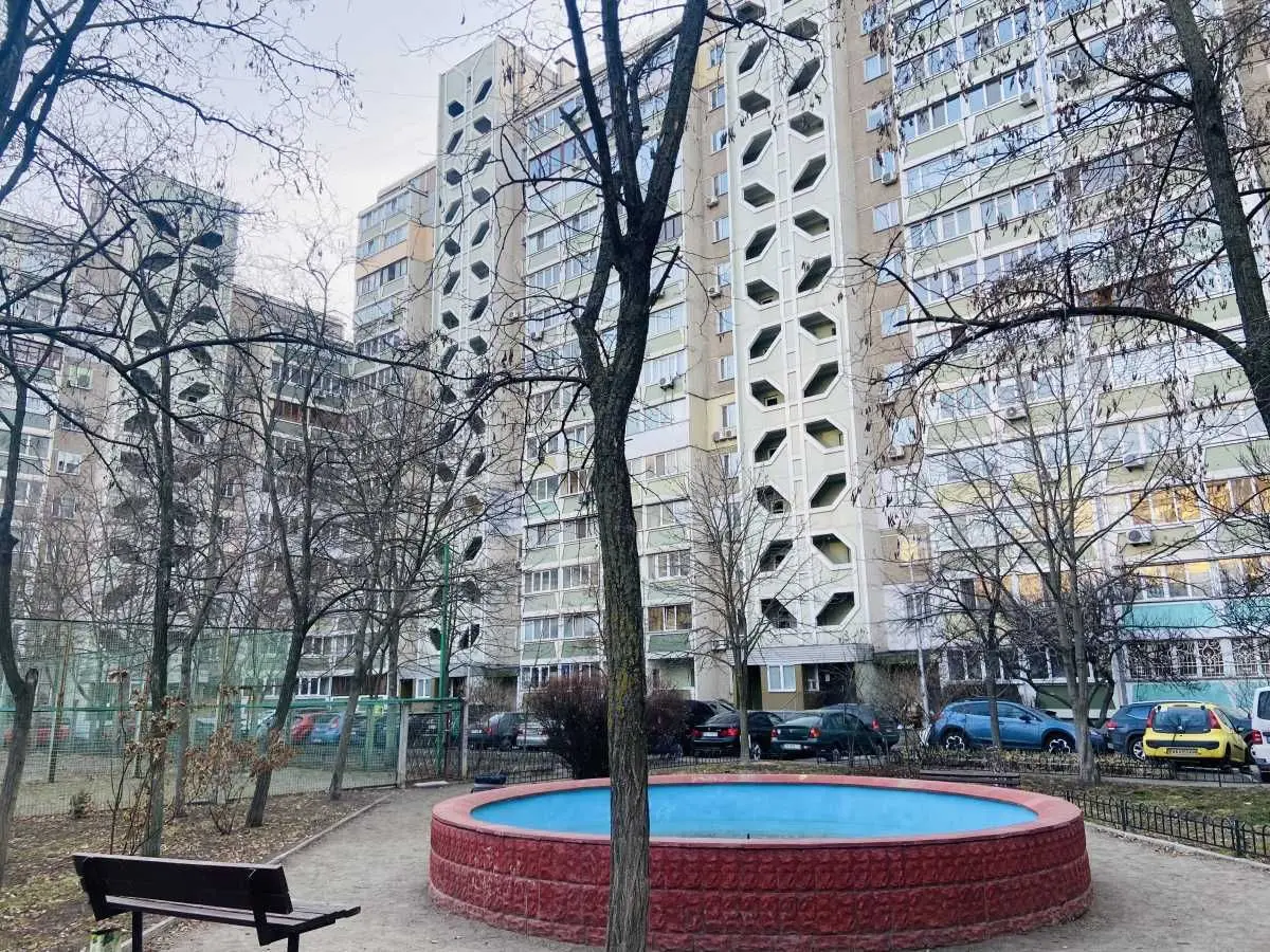 Фото Продаю 3 кімнатну квартиру, 104 кв. м, Бориса Гмирі вул. 9в Київ, ціна: 129500 USD, код 6766