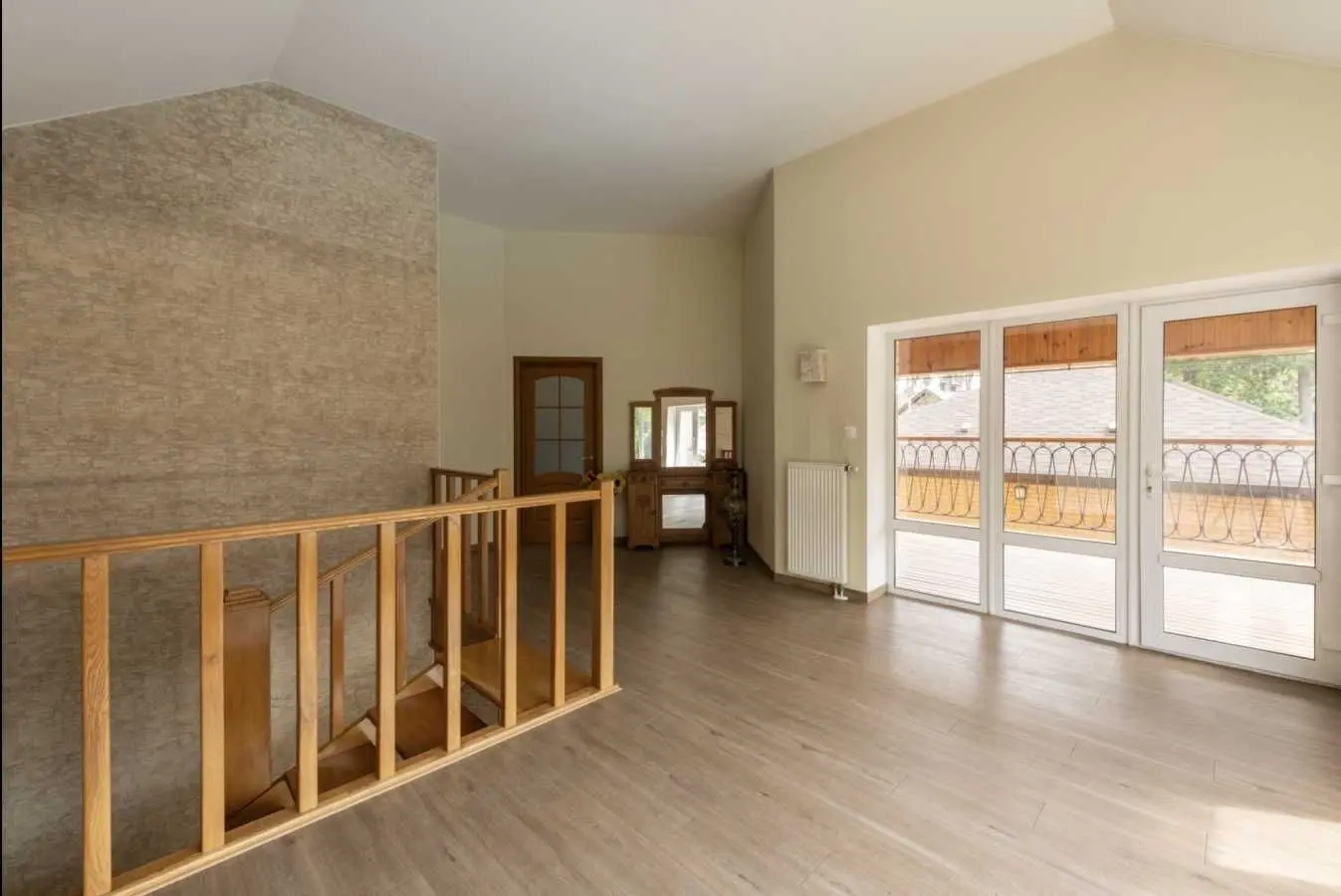 Фото Selling a house, 300 sq.m., Kyyevo-Myrotska Street  Bucha, price: 550000 USD, code 6777