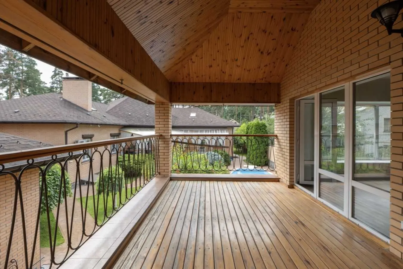 Фото Selling a house, 300 sq.m., Kyyevo-Myrotska Street  Bucha, price: 550000 USD, code 6777