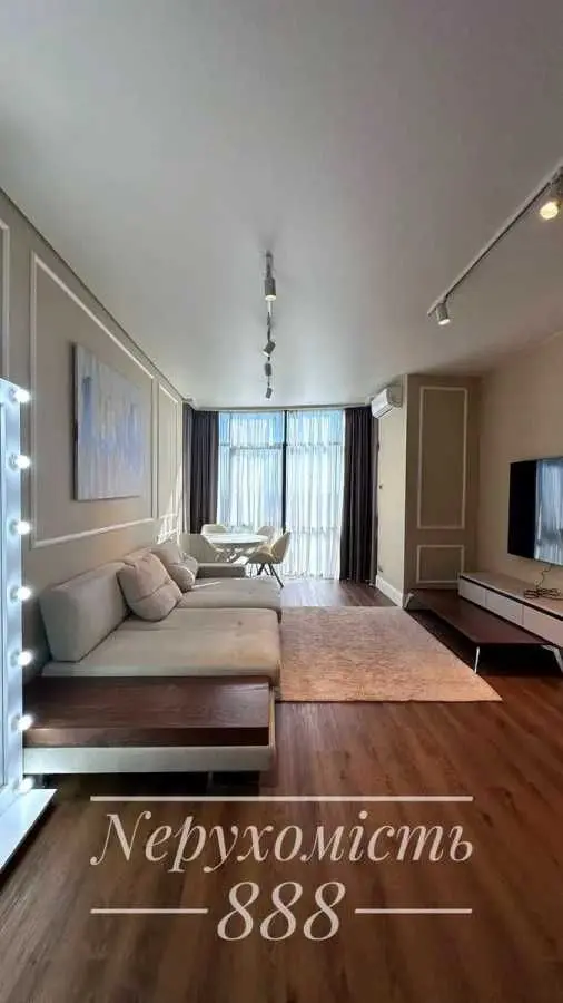 Фото Продаю 2-комнатную квартиру, 75 кв. м, Олеговская ул.  Киев, цена: 195000 USD, код 6782