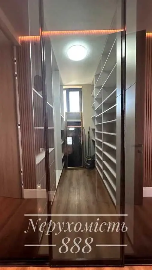 Фото Продаю 2-комнатную квартиру, 75 кв. м, Олеговская ул.  Киев, цена: 195000 USD, код 6782
