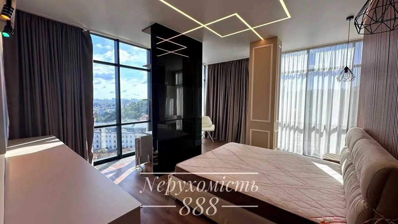 Фото Продаю 2-комнатную квартиру, 75 кв. м, Олеговская ул.  Киев, цена: 195000 USD, код 6782