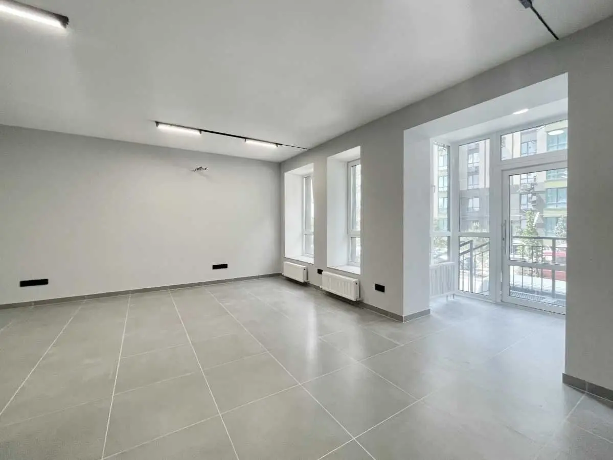Фото Продаю 1-комнатную квартиру, 38 кв. м, Героев Небесной Сотни просп.  Софиевская Борщаговка, цена: 65000 USD, код 6790