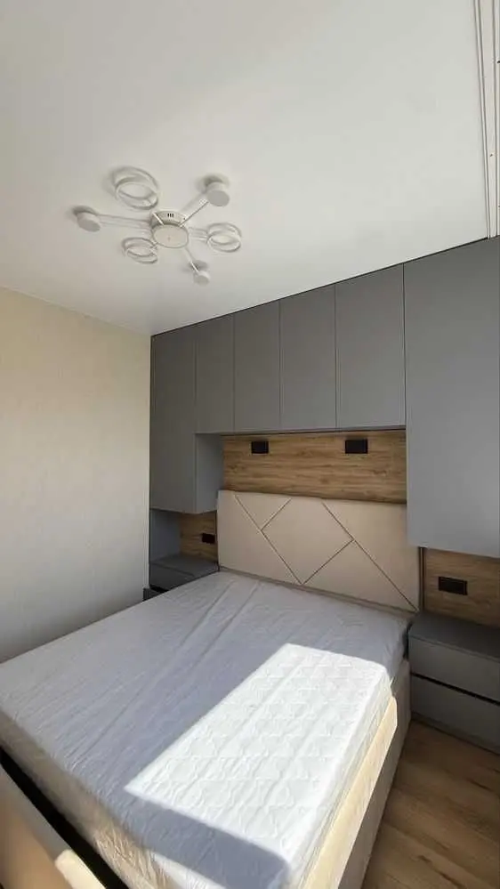 Фото Зняти 2 кімнатну квартиру, Свободи вул. (Героїв Небесної Сотні)  Софіївська Борщагівка в довгострокову оренду, ціна: 30000 UAH, код 6791