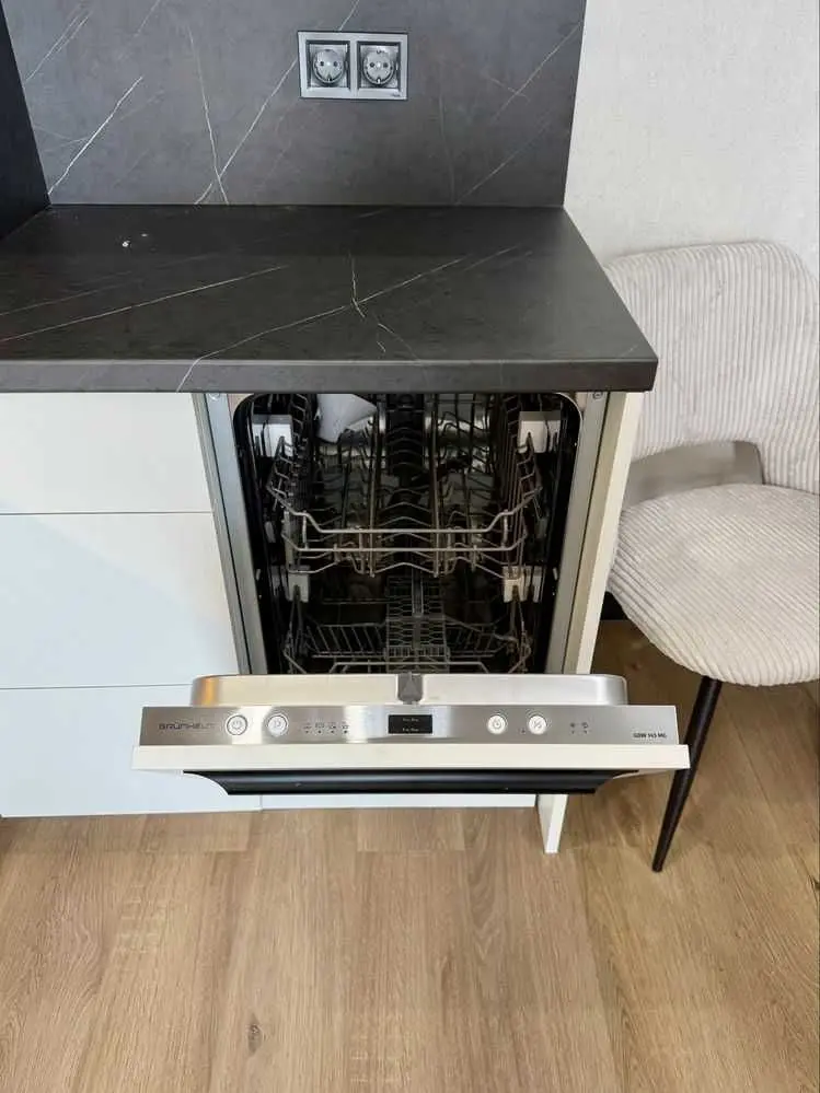 Фото Продаю 2-комнатную квартиру, 40 кв. м, Святопетрівське, цена: 78000 USD, код 6792