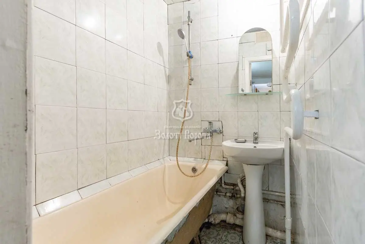 Фото Продаю 3 кімнатну квартиру, 58 кв. м, Євгена Сверстюка вул. 8а Київ, ціна: 61000 USD, код 6796