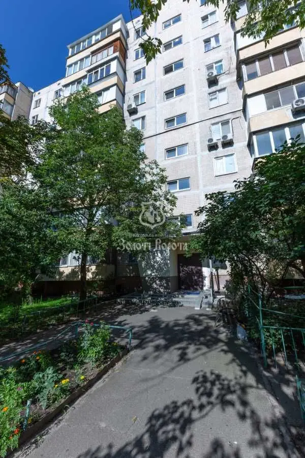 Фото Продаю 3 кімнатну квартиру, 58 кв. м, Євгена Сверстюка вул. 8а Київ, ціна: 61000 USD, код 6796