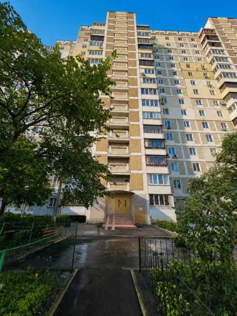 Фото Продаю 3 кімнатну квартиру, 74.6 кв. м, Петра Григоренка просп. 36 Київ, ціна: 81000 USD, код 6797
