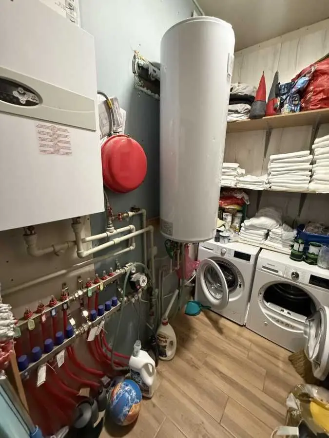Фото Продаю 3 кімнатну квартиру, 63 кв. м, Степана Бандери вул.  Сколе, ціна: 73000 USD, код 6799