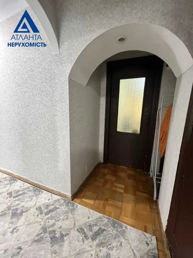Фото Selling a 3-room apartment, 55 sq.m., Prezydenta Hrushevskoho Avenue 8 Lutsk, price: 65000 USD, code 6804