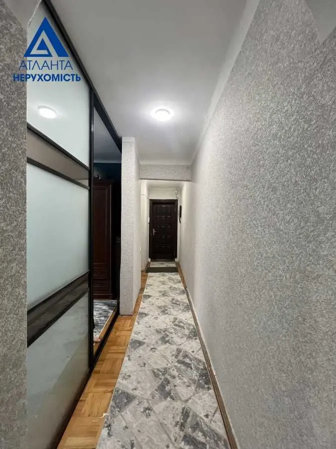 Фото Selling a 3-room apartment, 55 sq.m., Prezydenta Hrushevskoho Avenue 8 Lutsk, price: 65000 USD, code 6804