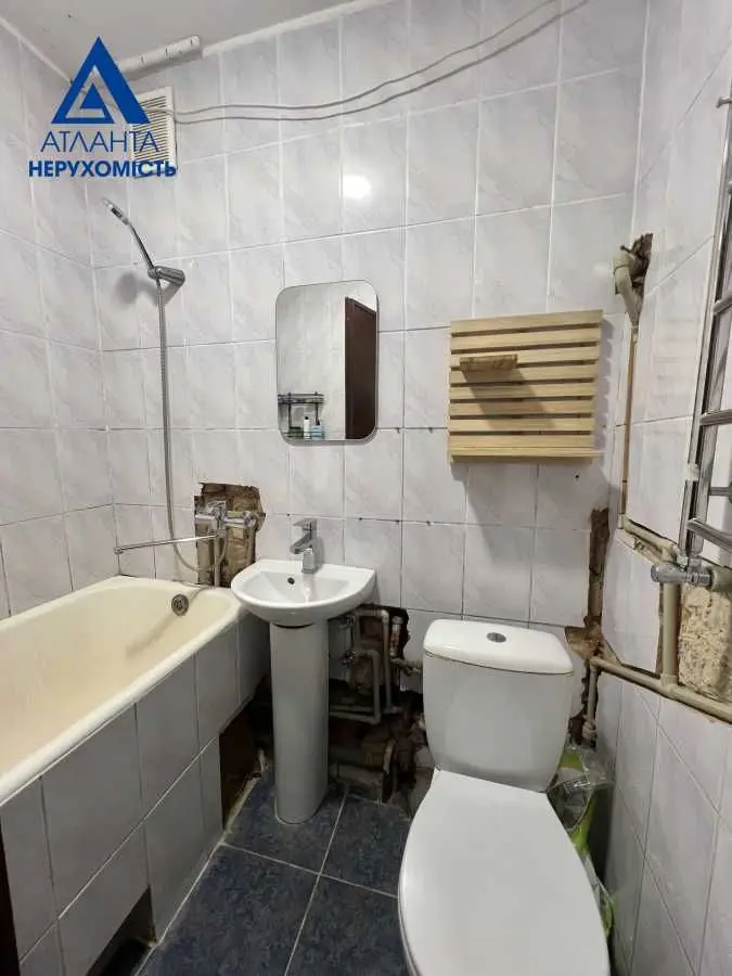 Фото Selling a 3-room apartment, 55 sq.m., Prezydenta Hrushevskoho Avenue 8 Lutsk, price: 65000 USD, code 6804