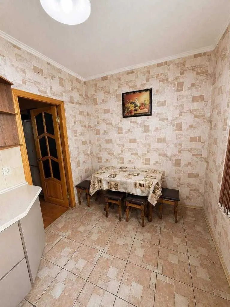 Фото Продаю 3 кімнатну квартиру, 74.8 кв. м, Ревуцького вул. 44 Київ, ціна: 89000 USD, код 6807