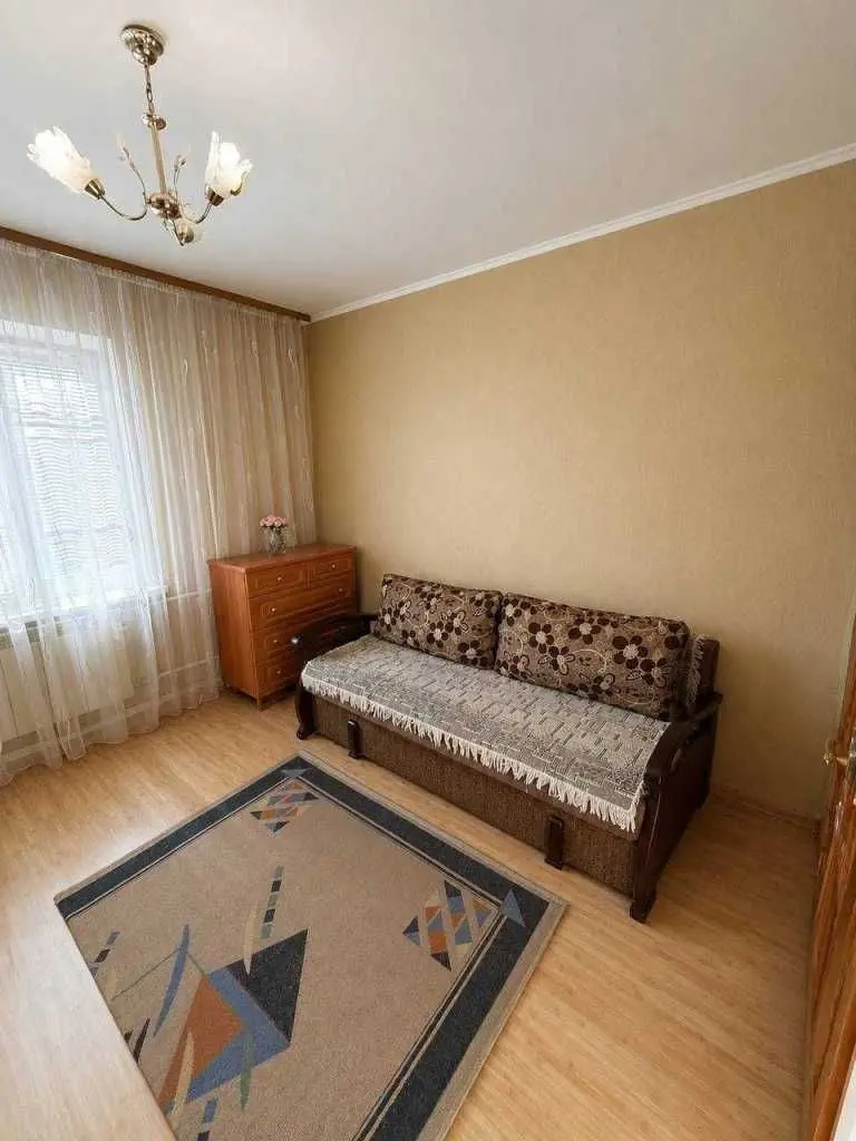 Фото Продаю 3 кімнатну квартиру, 74.8 кв. м, Ревуцького вул. 44 Київ, ціна: 89000 USD, код 6807