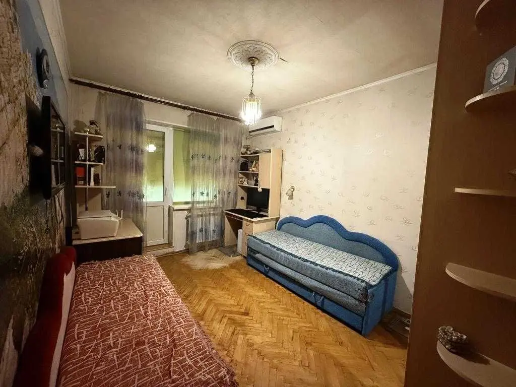 Фото Продаю 2 кімнатну квартиру, 51.7 кв. м, Героїв Дніпра вул. 19 Київ, ціна: 82500 USD, код 6811