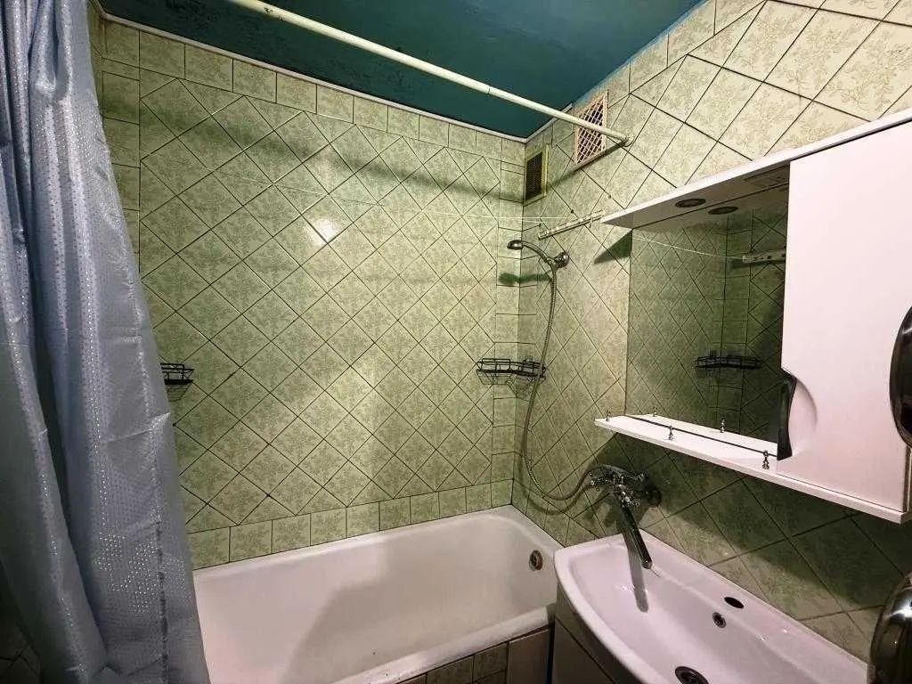 Фото Продаю 2 кімнатну квартиру, 51.7 кв. м, Героїв Дніпра вул. 19 Київ, ціна: 82500 USD, код 6811