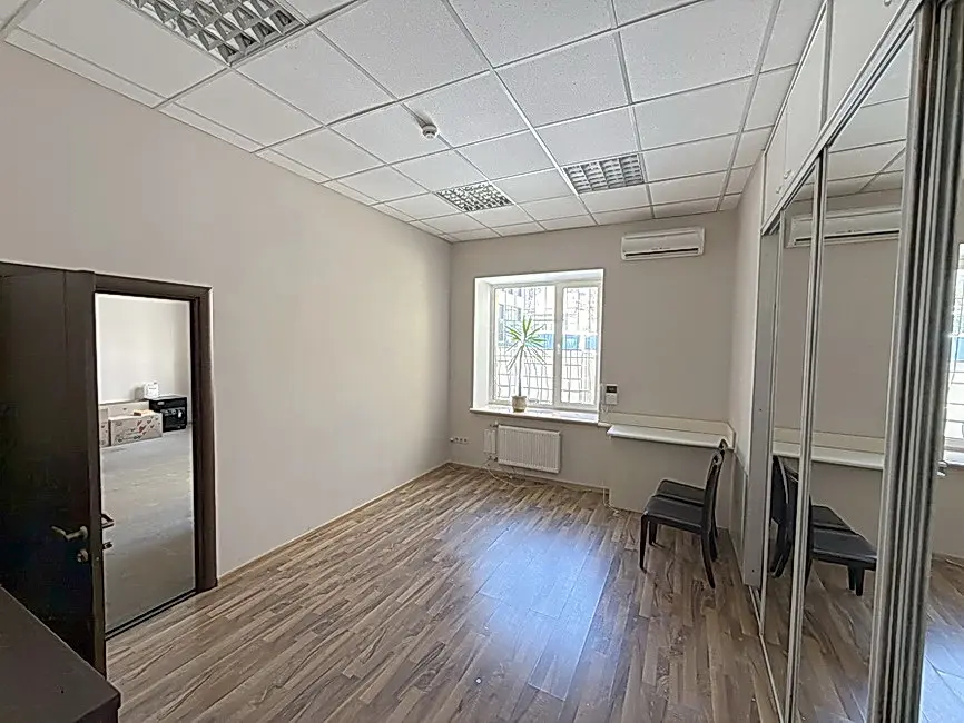 Фото Rent an office, Pavlivska Street  Kyiv for long-term rent, price: 38500 UAH, code 6815