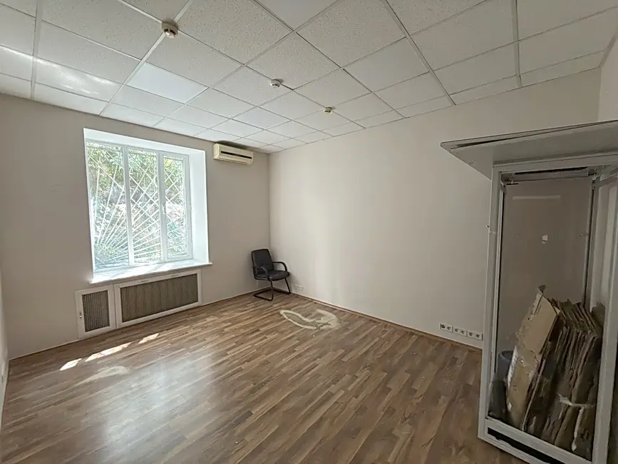 Фото Rent an office, Pavlivska Street  Kyiv for long-term rent, price: 38500 UAH, code 6815