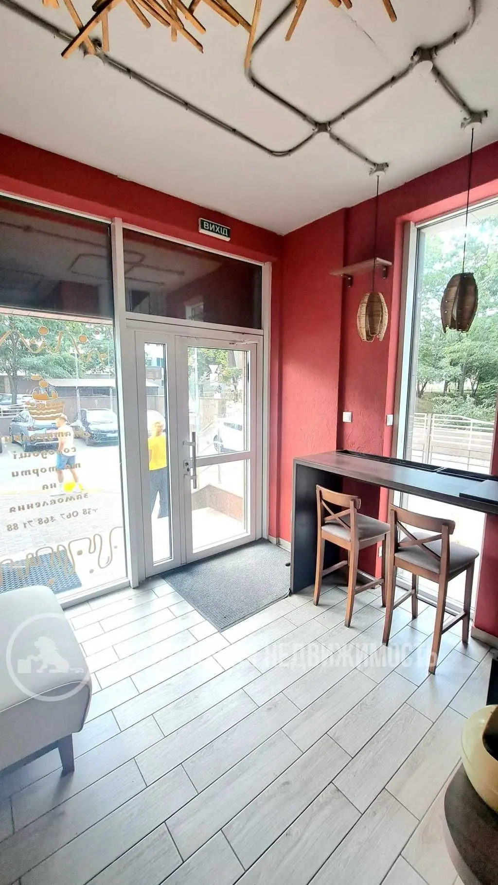 Фото Rent a retail space, Andriia Verkhohliada Street (Mykhaila Drahomyrova Street) 2а Kyiv for long-term rent, price: 80000 UAH, code 6816