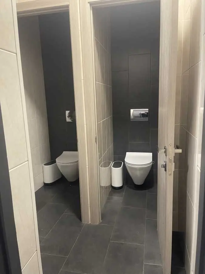 Фото Rent an office, Observatorna Street  Kyiv for long-term rent, price: 14 USD, code 6818