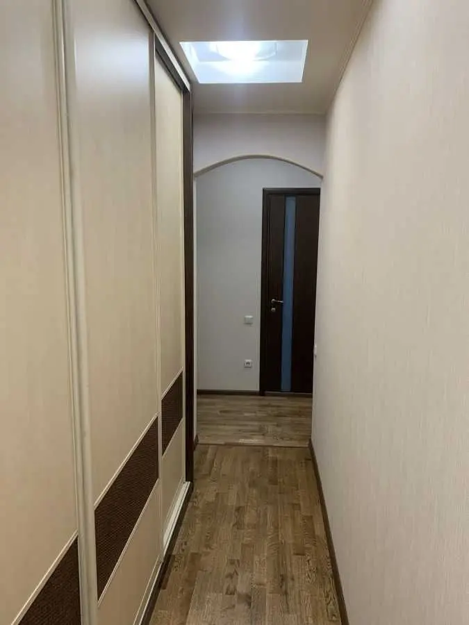 Фото Зняти 2 кімнатну квартиру, Європейського Союзу просп.  Київ в довгострокову оренду, ціна: 18000 UAH, код 6822