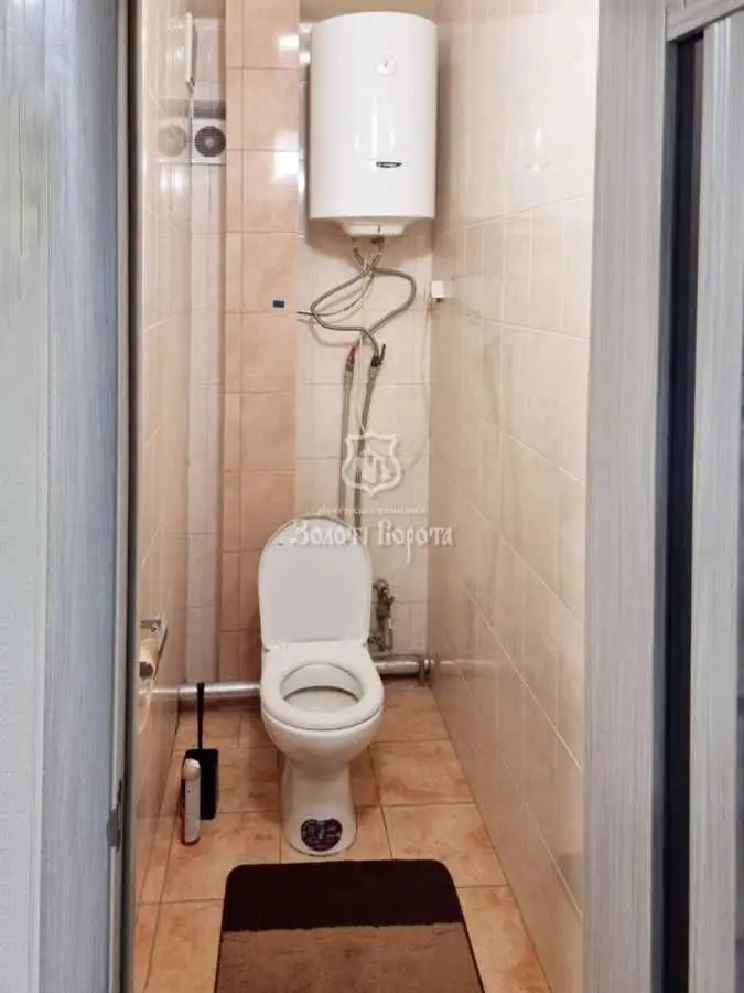 Фото Продаю 2 кімнатну квартиру, 72.7 кв. м, Вокзальна вул.  Глеваха, ціна: 86000 USD, код 6829