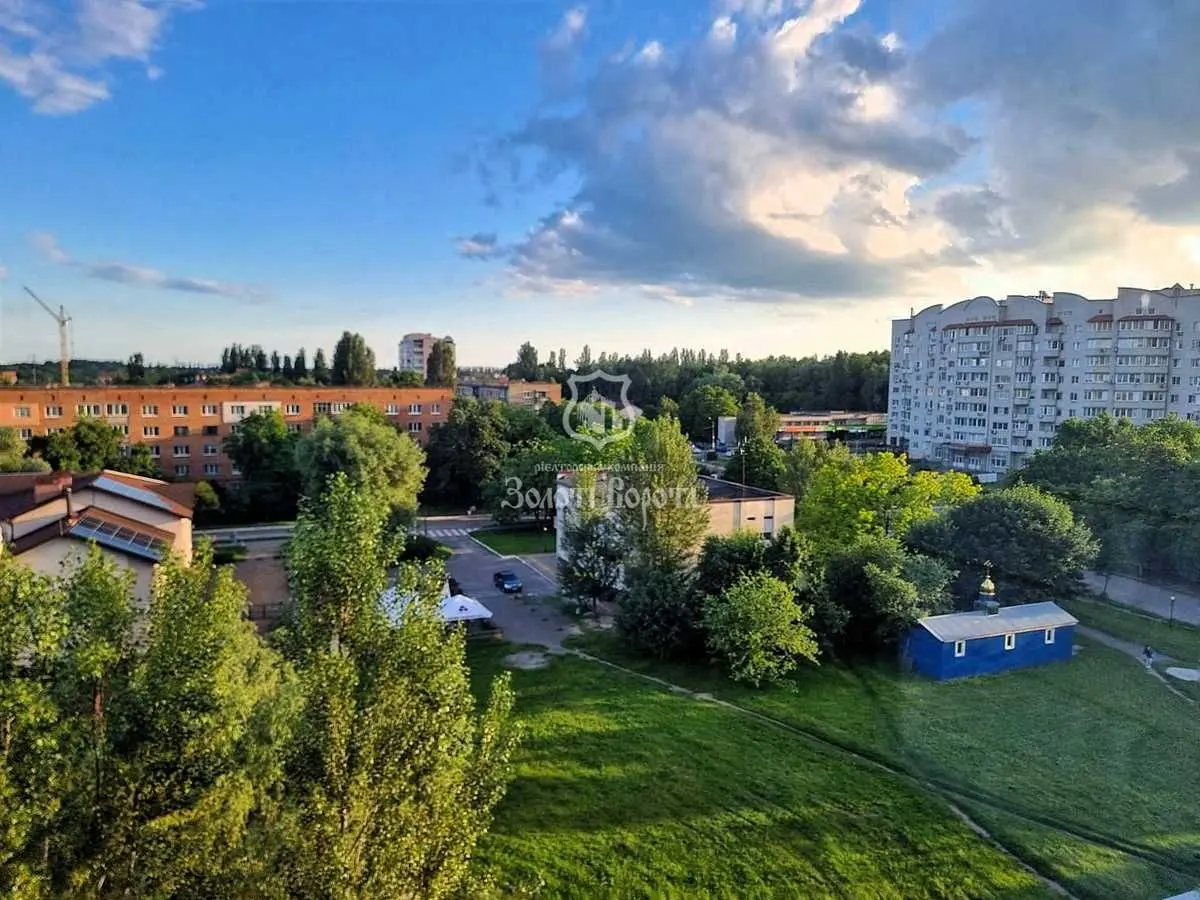 Фото Продаю 2 кімнатну квартиру, 72.7 кв. м, Вокзальна вул.  Глеваха, ціна: 86000 USD, код 6829