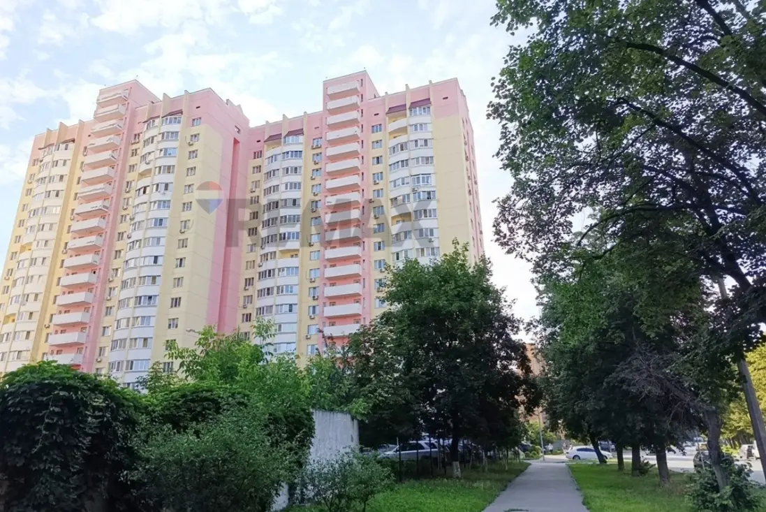 Фото Selling a 1-room apartment, 42 sq.m., Symona Petliury Street (Cherniakhovskoho Street) 36 Brovary, price: 58000 $, code 6831