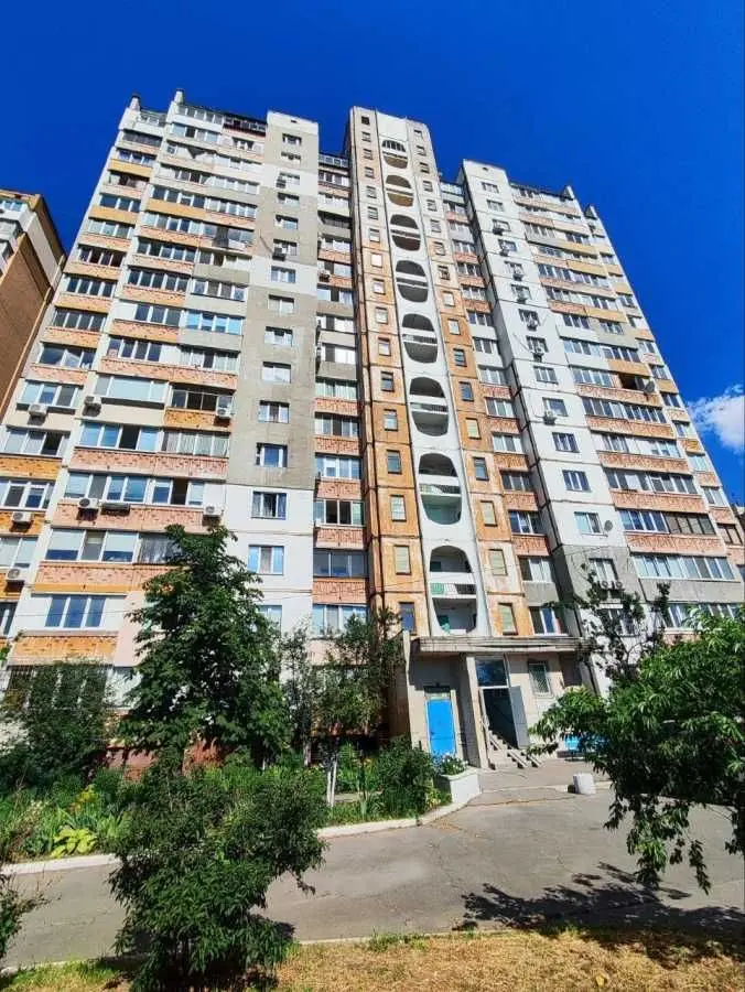 Фото Selling a 3-room apartment, 84.3 sq.m., Mykoly Zakrevskoho Street (Myloslavska Street)  Kyiv, price: 69900 USD, code 6832