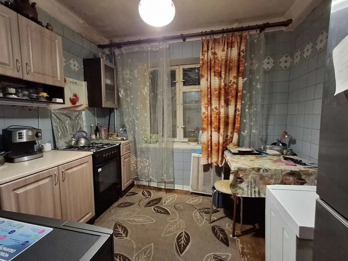 Фото Зняти 3 кімнатну квартиру, Кубанської України вул. (Маршала Жукова) 39 Київ в довгострокову оренду, ціна: 5000 UAH, код 6853
