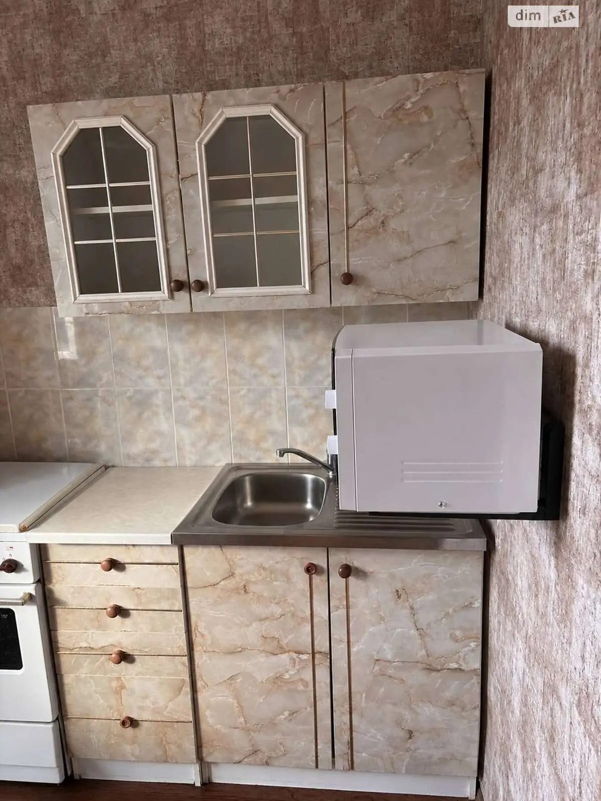 Фото Продаю 1 кімнатну квартиру, 30 кв. м, Тампере вул. 12а Київ, ціна: 37000 $, код 6856