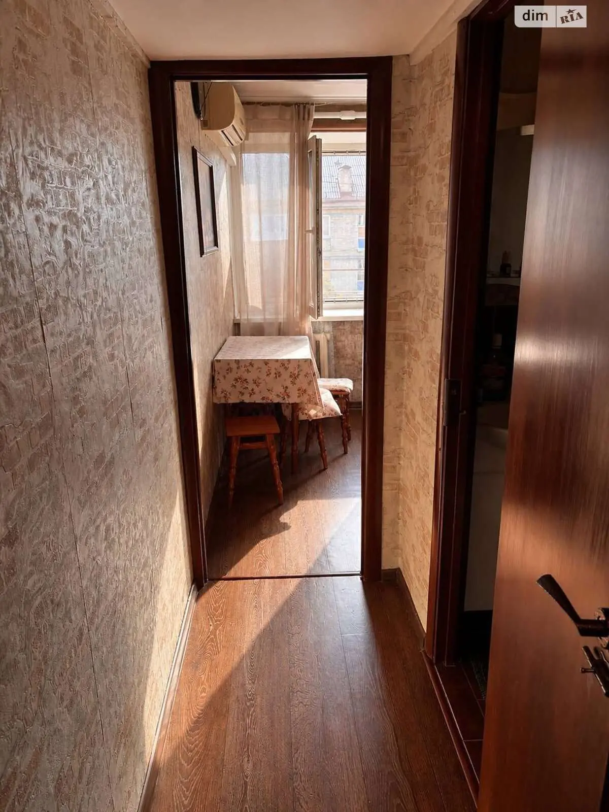 Фото Продаю 1 кімнатну квартиру, 30 кв. м, Тампере вул. 12а Київ, ціна: 37000 $, код 6856