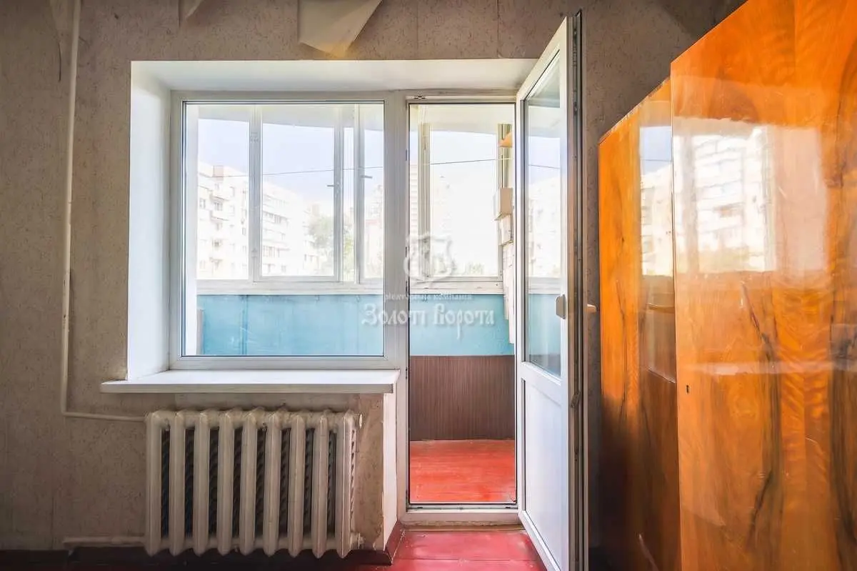 Фото Продаю 1 кімнатну квартиру, 34.8 кв. м, Новокостянтинівська вул. 2а Київ, ціна: 33000 USD, код 6859