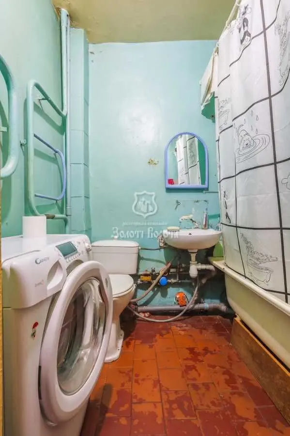 Фото Продаю 1 кімнатну квартиру, 34.8 кв. м, Новокостянтинівська вул. 2а Київ, ціна: 33000 USD, код 6859