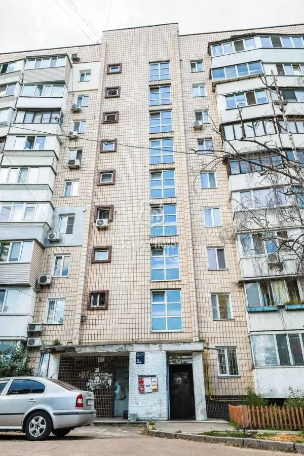 Фото Продаю 1 кімнатну квартиру, 34.8 кв. м, Новокостянтинівська вул. 2а Київ, ціна: 33000 USD, код 6859