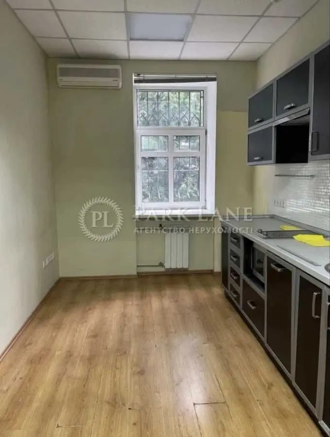 Фото Продаю офіс, 697 кв. м, Саксаганського вул. 111а Київ, ціна: 2091000 USD, код 6860