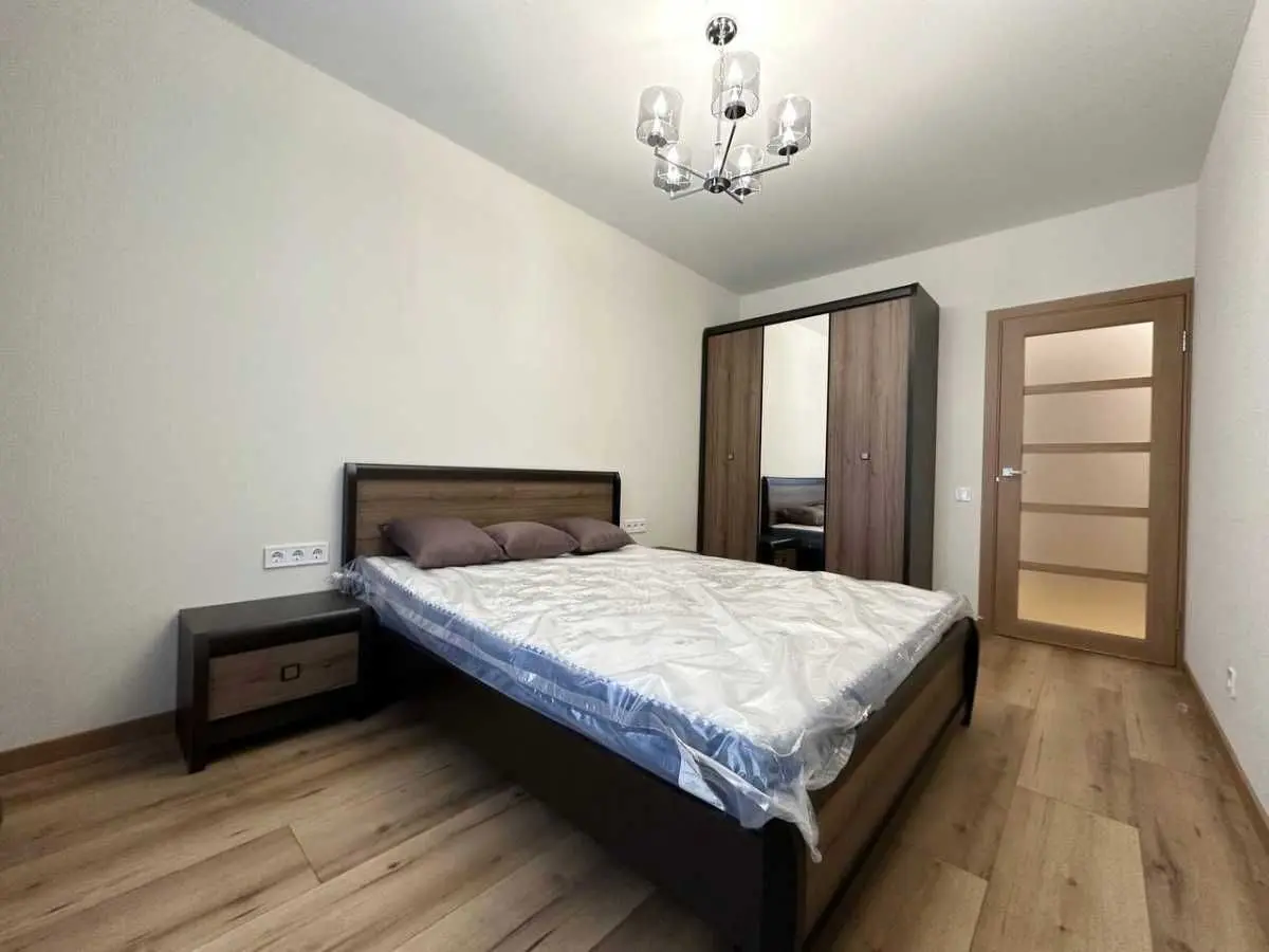 Фото Rent a 2-room apartment, Naddniprianske Road  Kyiv for long-term rent, price: 27000 UAH, code 6864