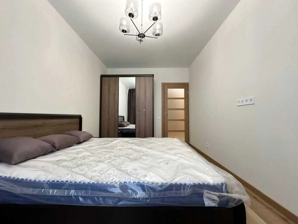 Фото Rent a 2-room apartment, Naddniprianske Road  Kyiv for long-term rent, price: 27000 UAH, code 6864