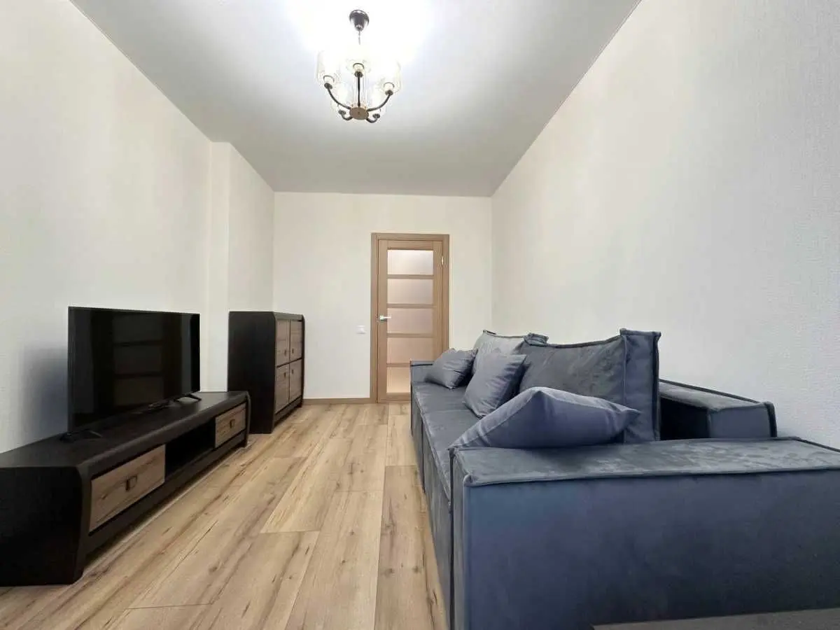 Фото Rent a 2-room apartment, Naddniprianske Road  Kyiv for long-term rent, price: 27000 UAH, code 6864