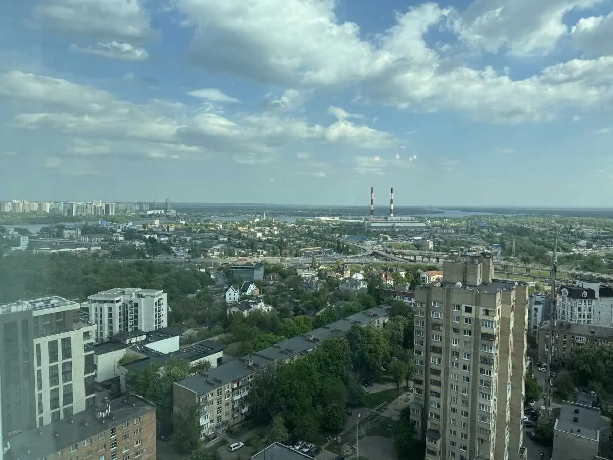 Фото Снять 4-комнатную квартиру, Зверинецкая ул. 59 Киев в долгосрочную аренду, цена: 2200 USD, код 6869