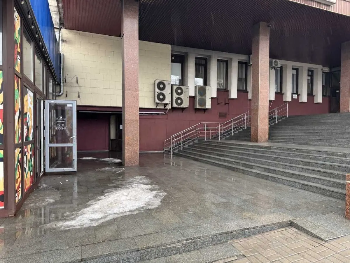 Фото Rent a retail space, Tarasa Shevchenka Boulevard (Taras Shevchenko Boulevard) 38 Kyiv for long-term rent, price: 45000 UAH, code 6874