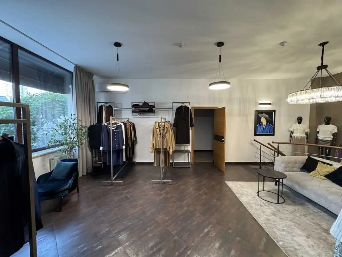 Фото Selling commercial property, 203 sq.m., Kniazhyi Zaton Street 21 Kyiv, price: 420000 USD, code 6875